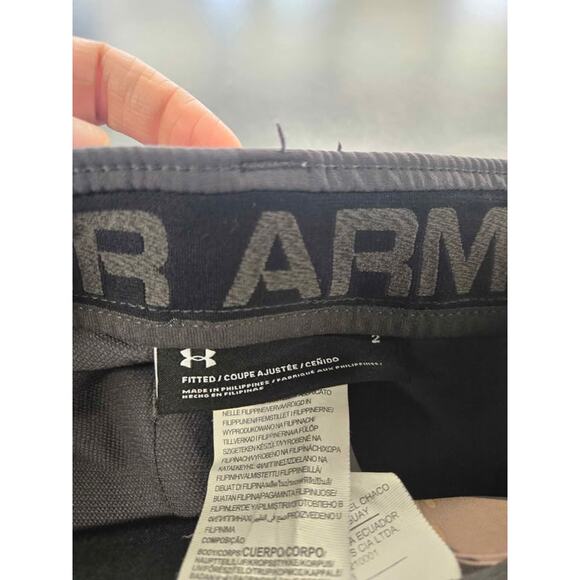 ​Under Armour Women's Size 2 Camo Hunting Pants UA Storm Fitted | Pre-Owned - Picture 5 of 5